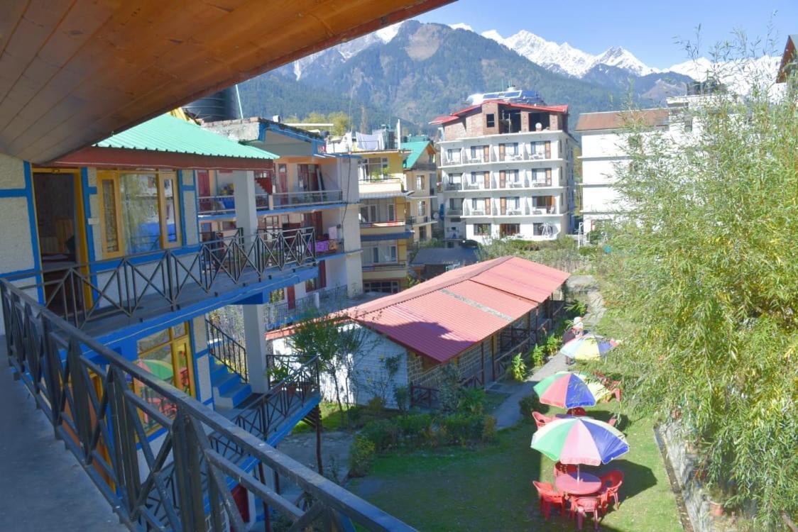 Hotel Seraj International Manāli Dış mekan fotoğraf