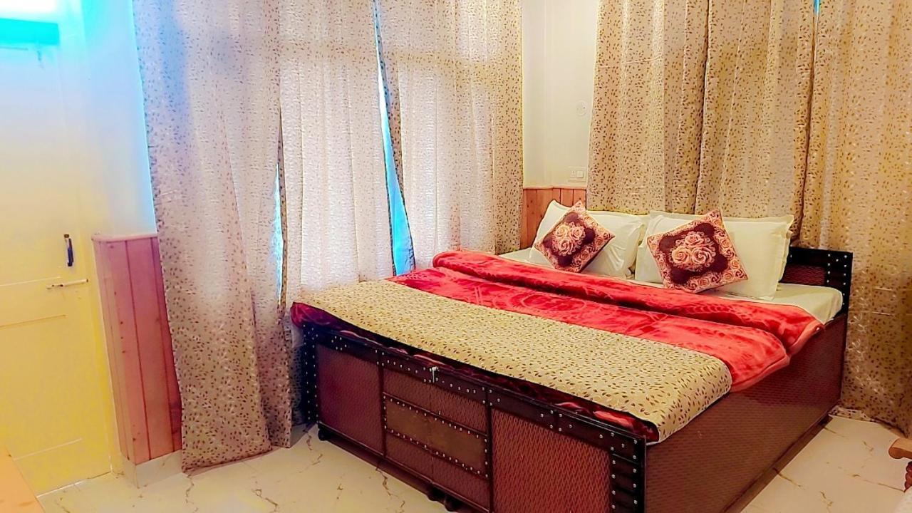 Hotel Seraj International Manāli Dış mekan fotoğraf